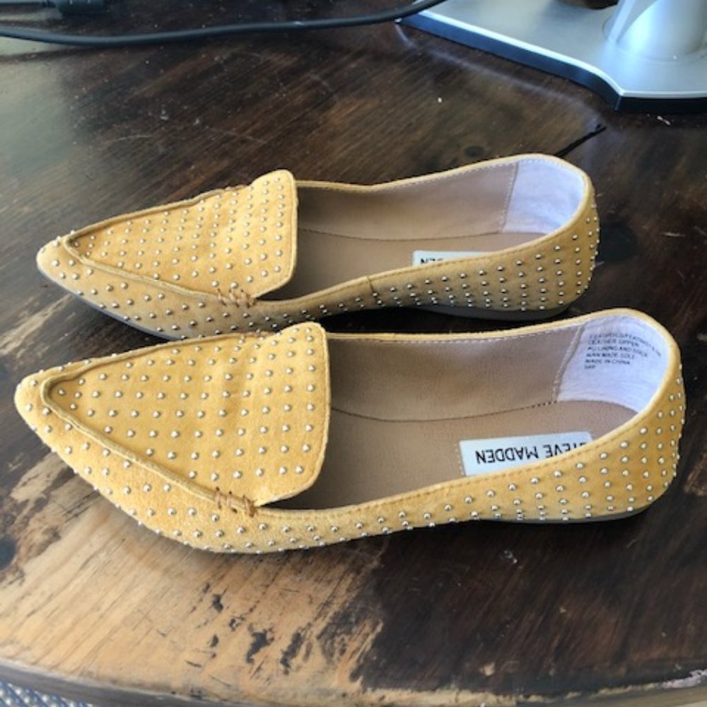 Steve Madden Feather Studded Suede Leather Flats